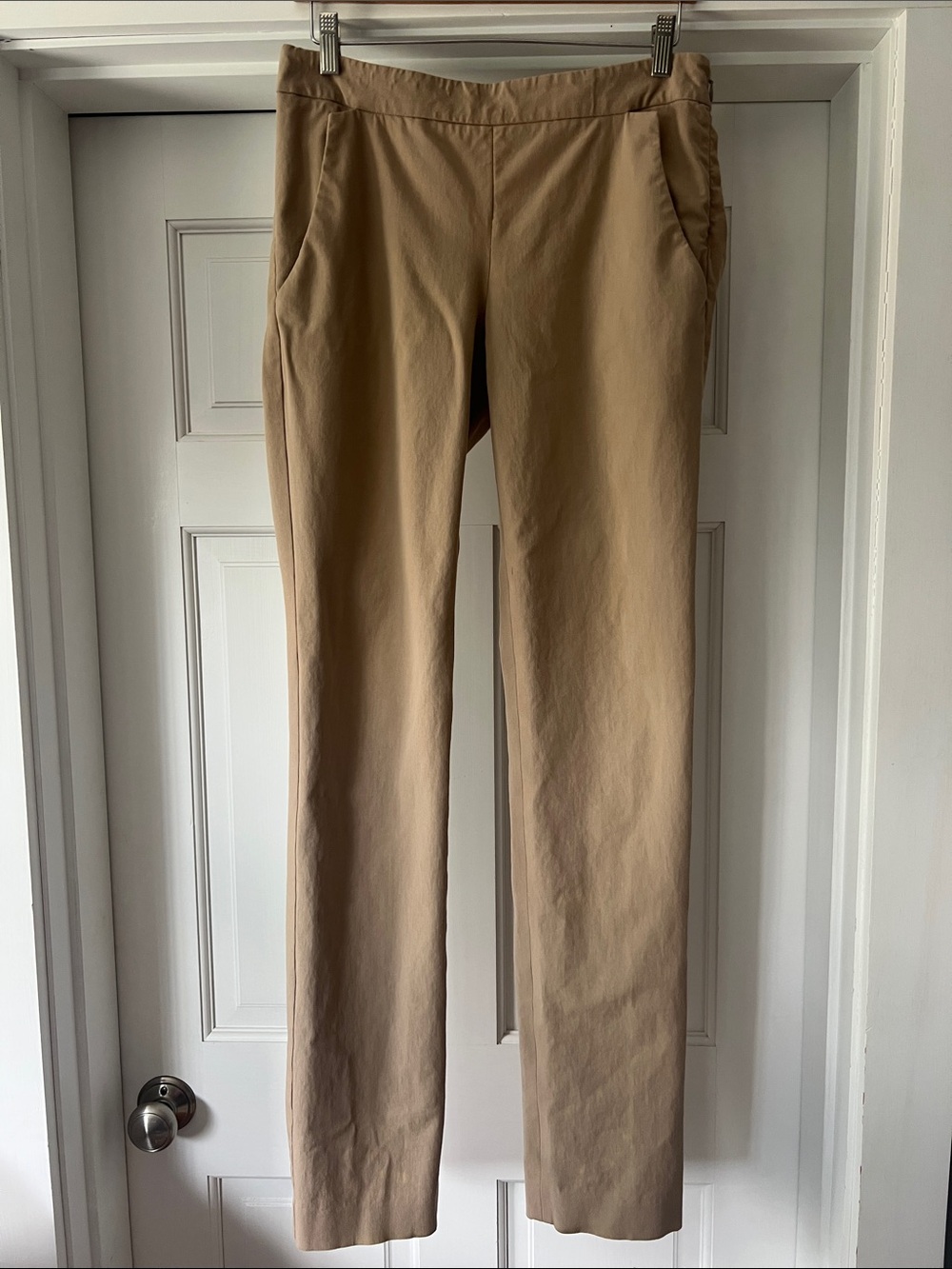 Theory Straight Leg Pants in Khaki